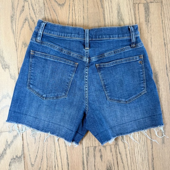 Madewell Women’s High Rise Button Front Denim Shorts Size 26 - Picture 6 of 9